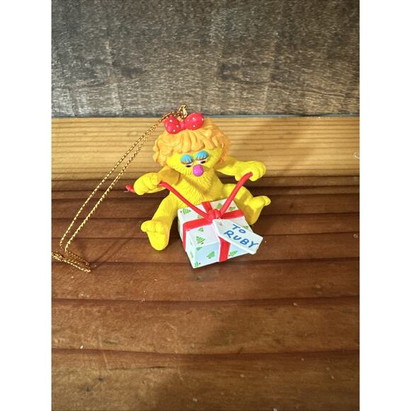 VTG Grolier 1993 Christmas Ornament Sesame Street Ruby Jim Henson Company In Box - Picture 1 of 4